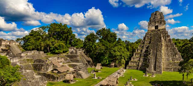 Escursione a Tikal in aereo