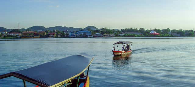 Balade en bateau sur le lac Petén Itzá + Plage de Chechenal