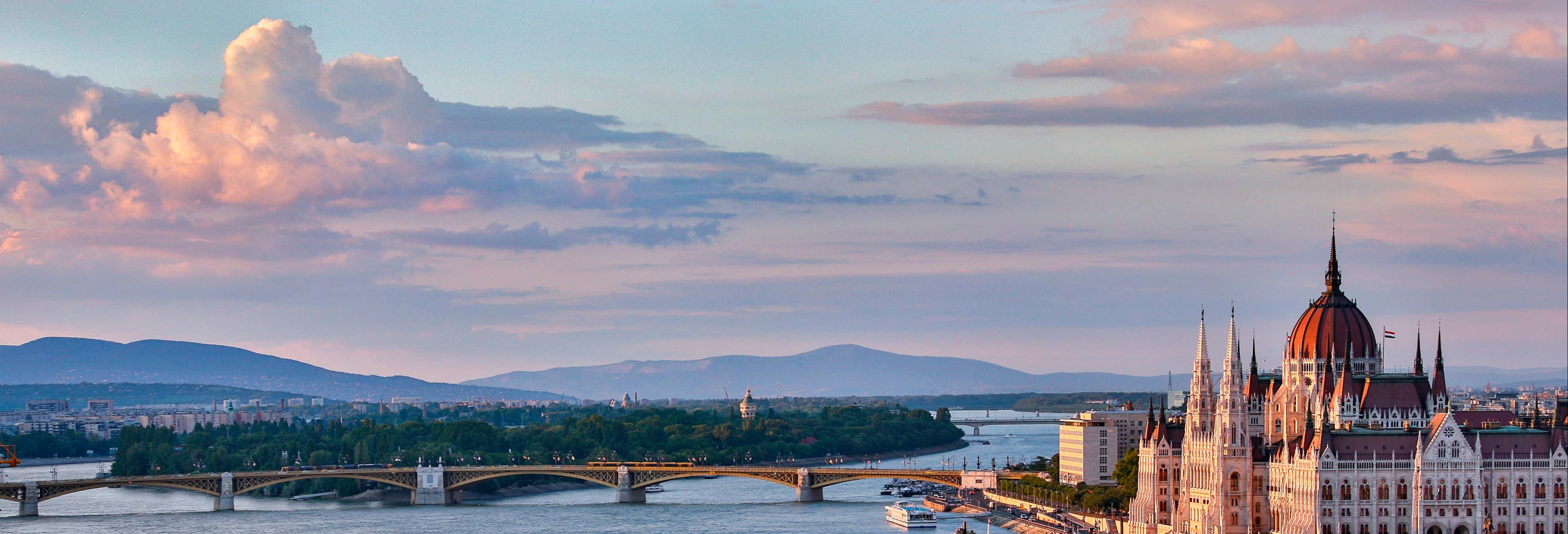 Cruzeiro pelo Danúbio em Budapeste com bebidas