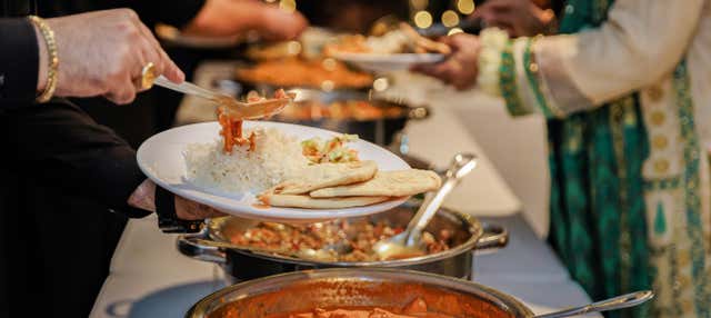 Lezione di cucina e pranzo con famiglia indiana