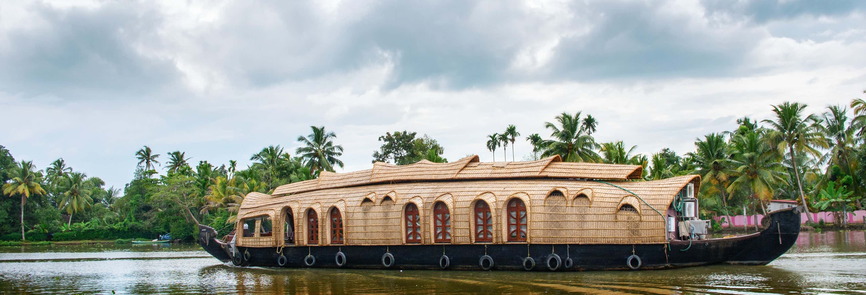 Alleppey Houseboat Overnight Tour