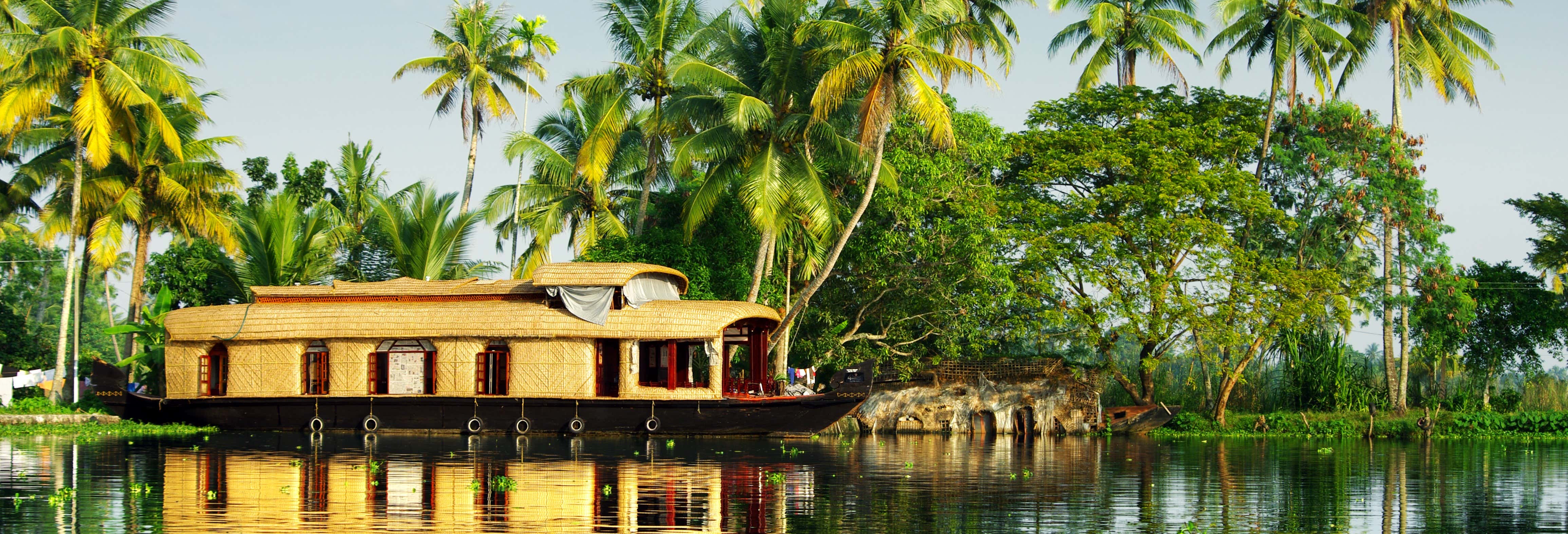 Houseboat Cruise and Fort Kochi Tour