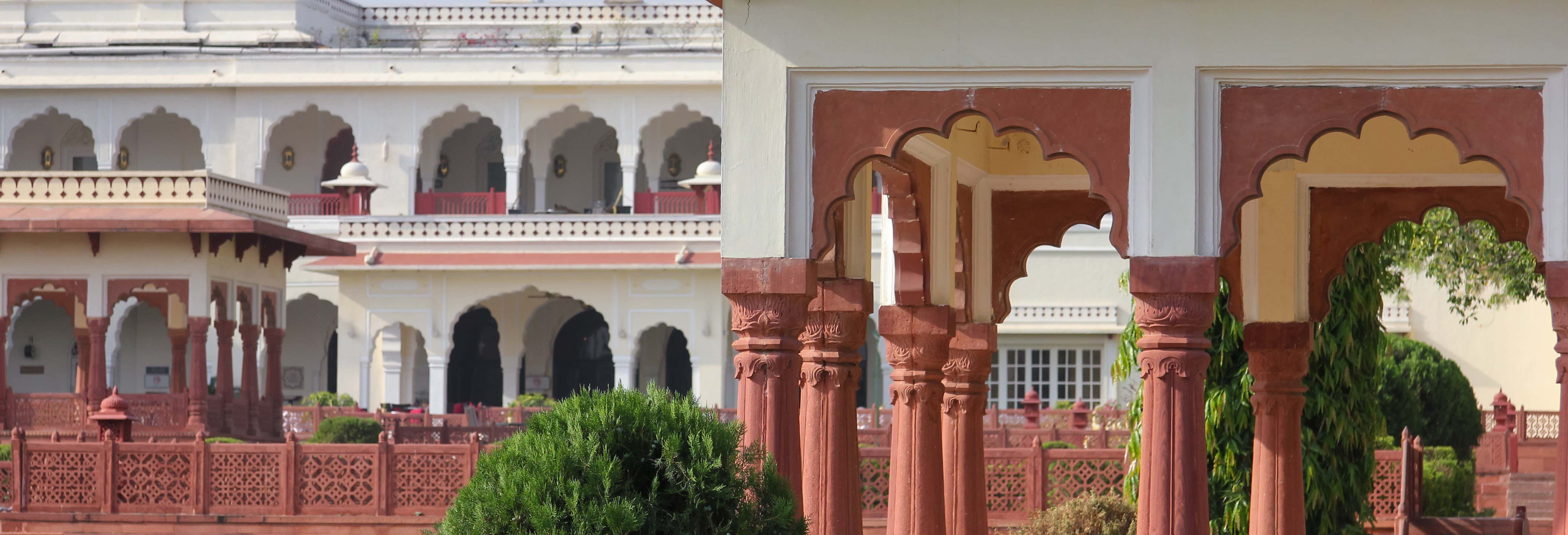 Circuito privato di lusso, 7 giorni in hotel Oberoi