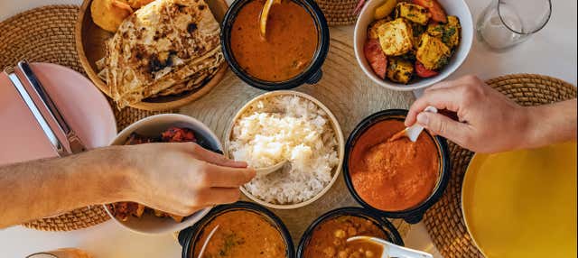 Cena con una famiglia indiana