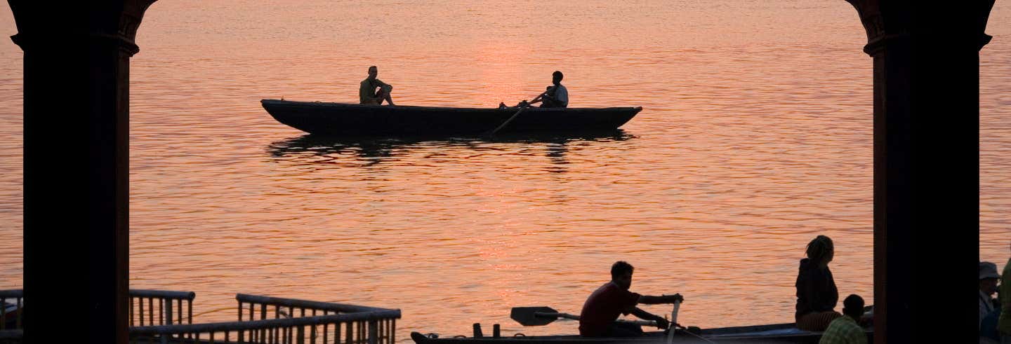 Ganga Aarti & Sunrise Boat Trip