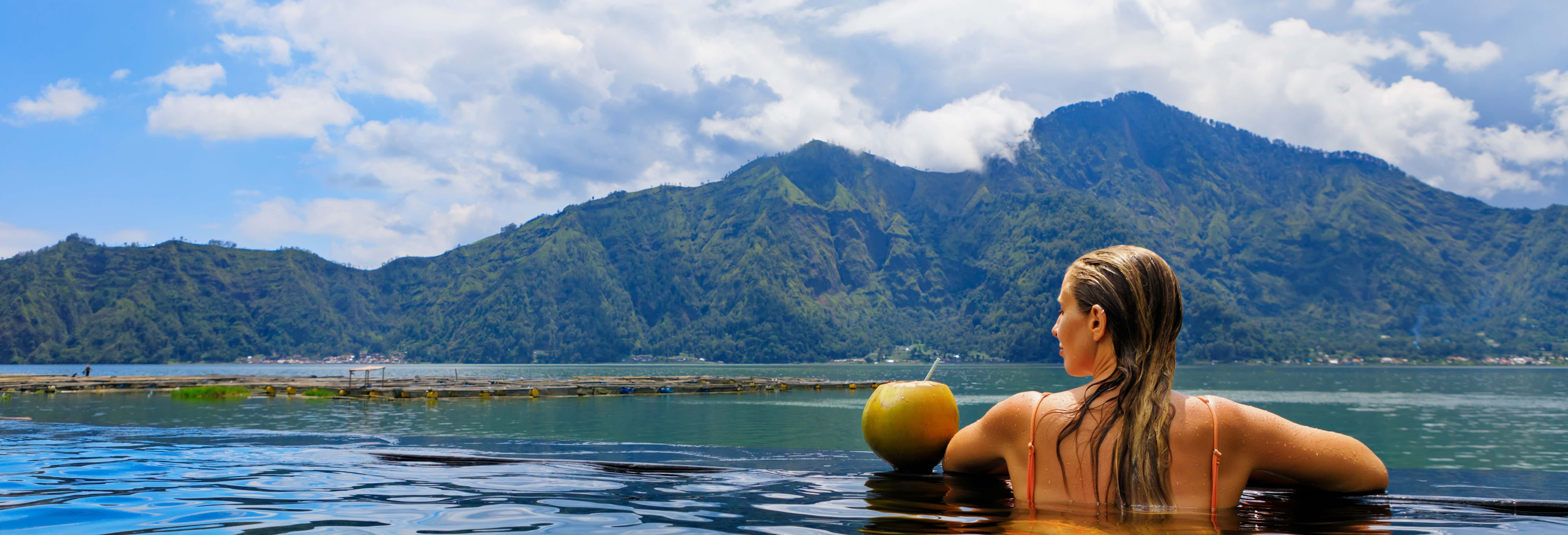 Entrada a los baños termales de Batur