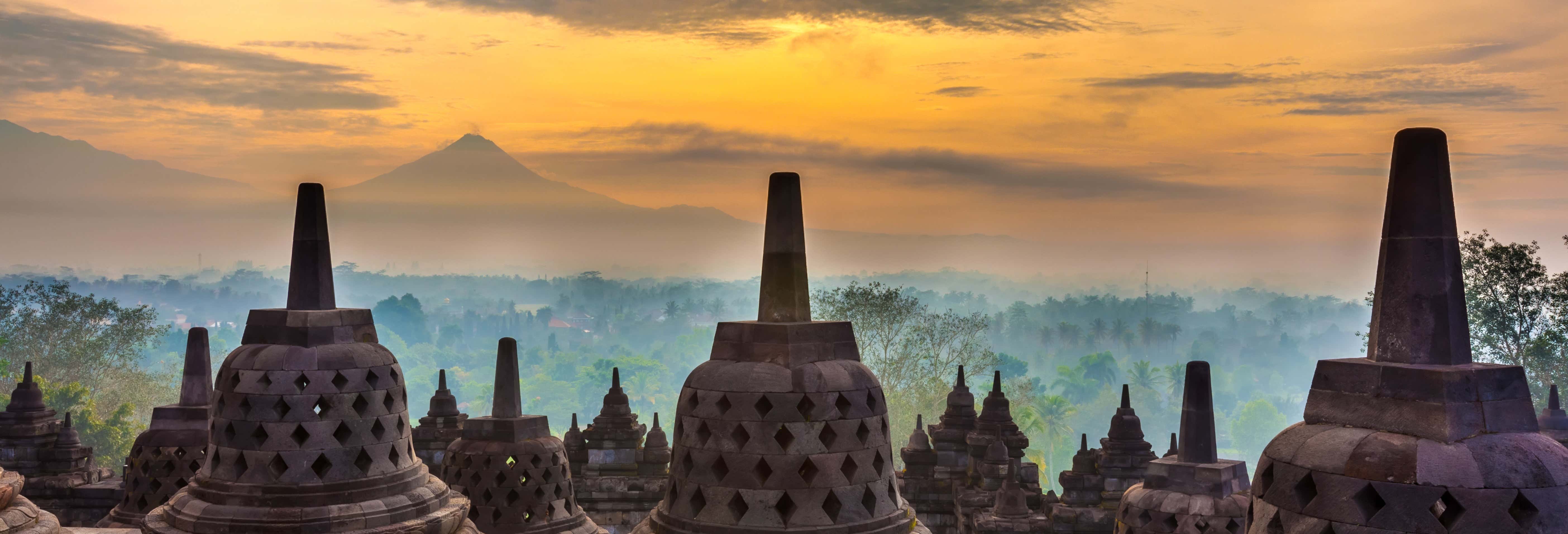 Noleggio d'auto con chauffeur a Yogyakarta