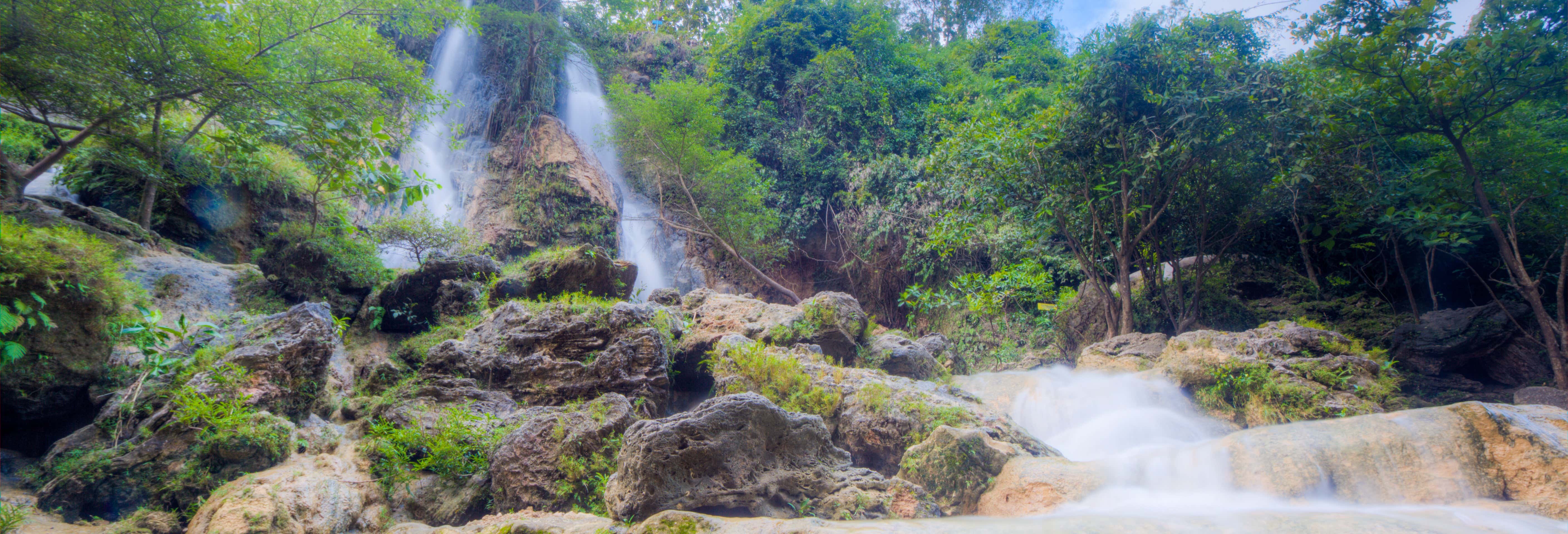 Esperienza privata di Cave Tubing nella grotta Pindul + Cascate Sri Gethuk
