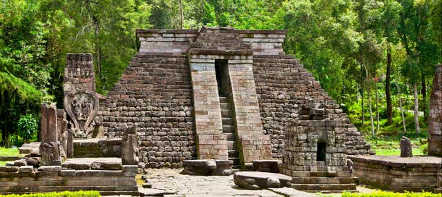 Escursione privata a Surakarta e templi di Ceto e Sukuh