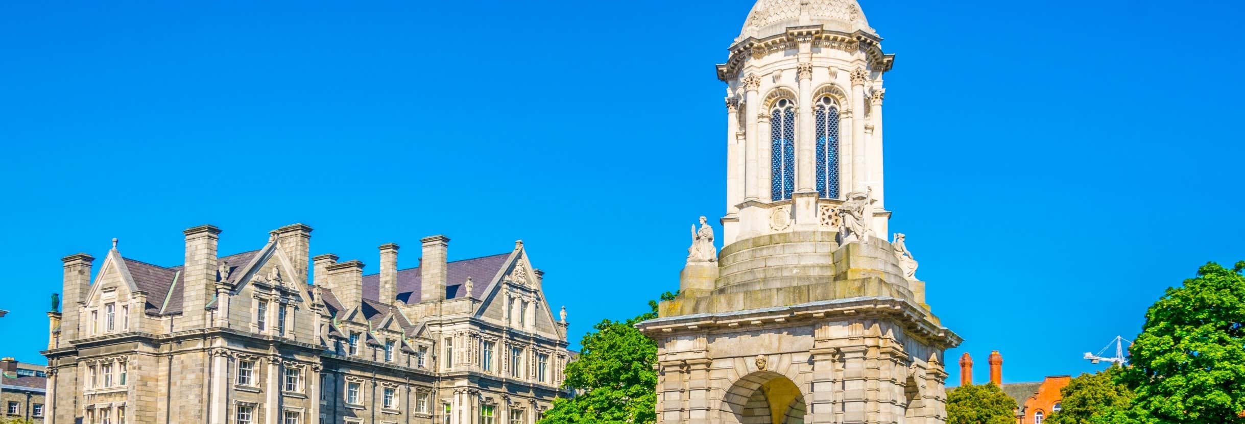 Trinity College Library, Book of Kells & Dublin Castle Tour