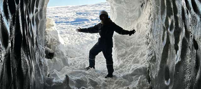 Escursione alla grotta del ghiacciaio Langjökull + Giro in motoslitta