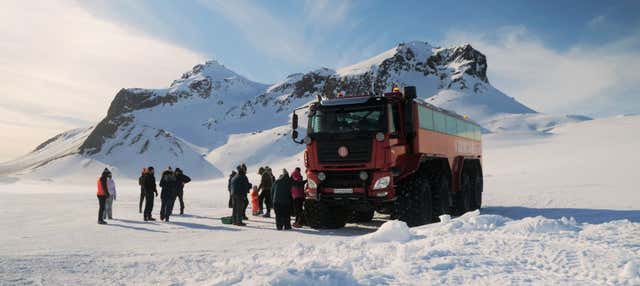 Tour del ghiacciaio Langjökull in monster truck