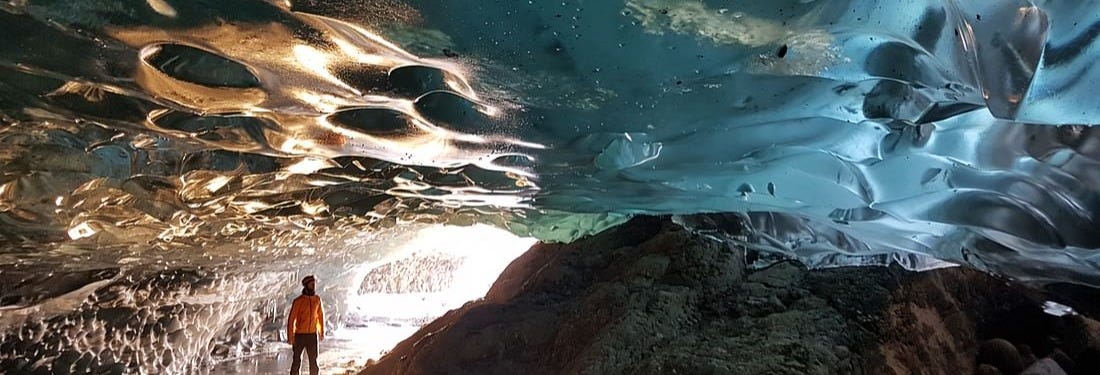 Vatnajökull Glacier & Blue Ice Cave Hike