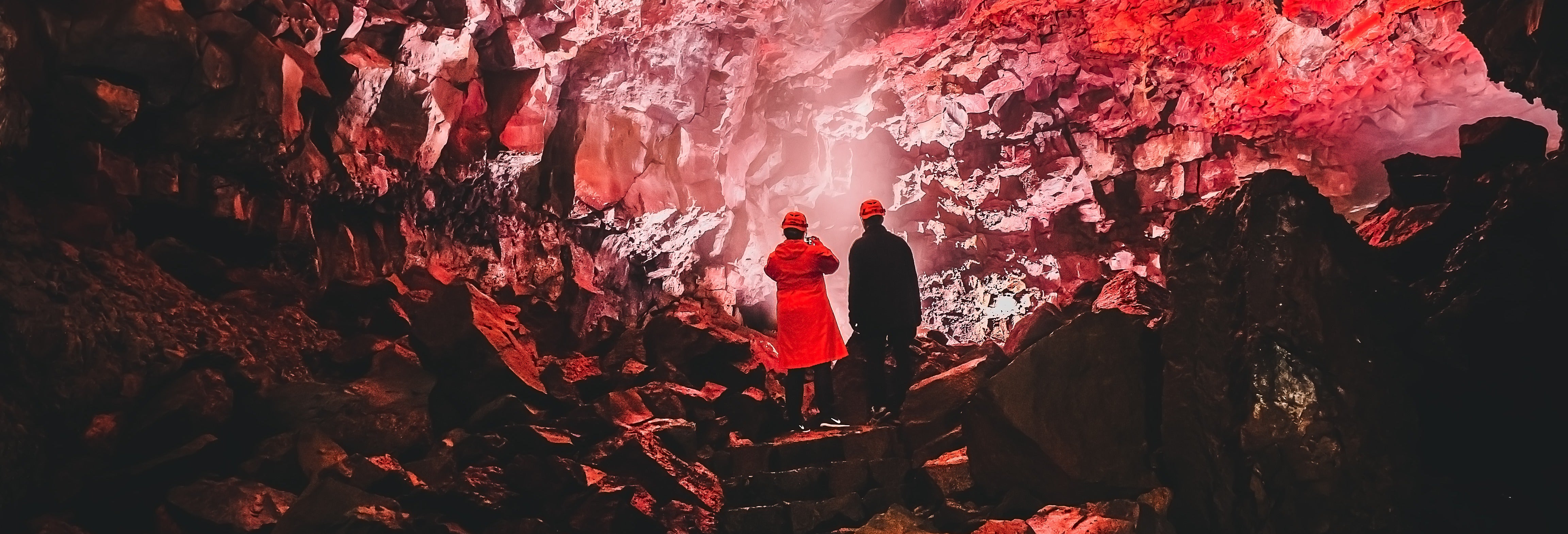 Tour pelo túnel de lava Raufarhólshellir