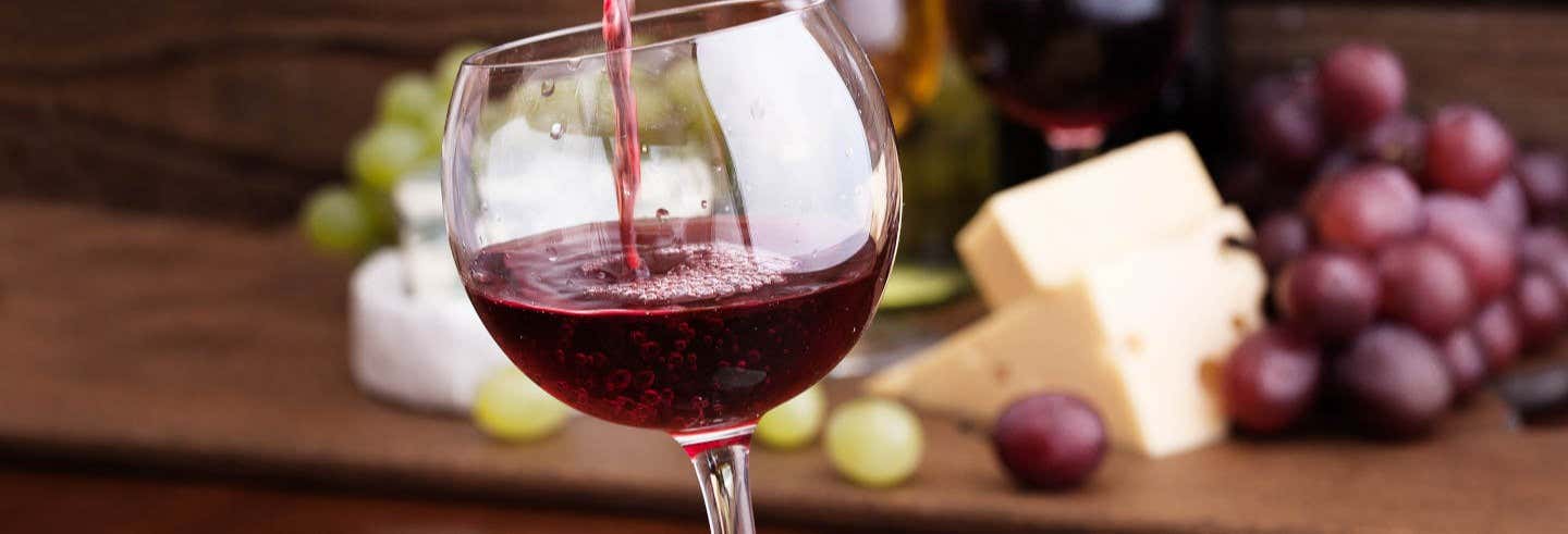 Visita a una cantina con degustazione di formaggio e vino umbro