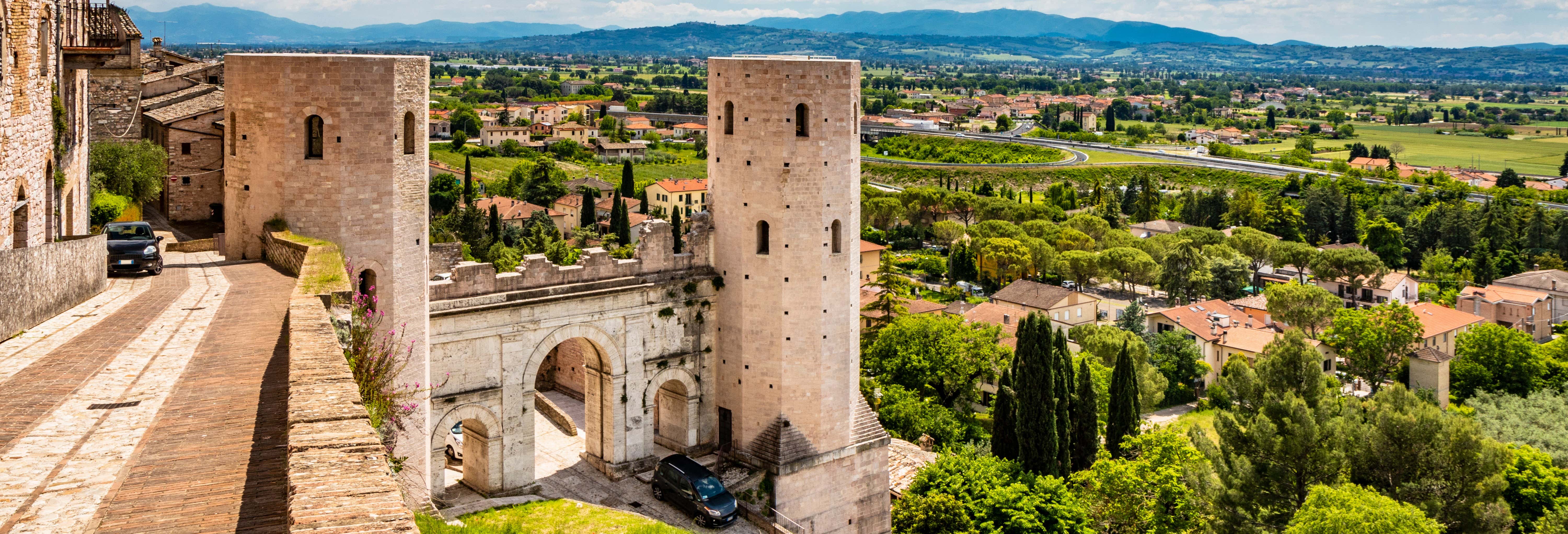 Escursione a Spello in tuk tuk + Biglietto per la Villa dei Mosaici
