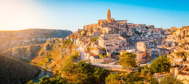 Escursione libera ad Alberobello e Matera