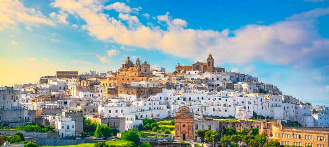 Escursione ad Alberobello, Ostuni e Locorotondo