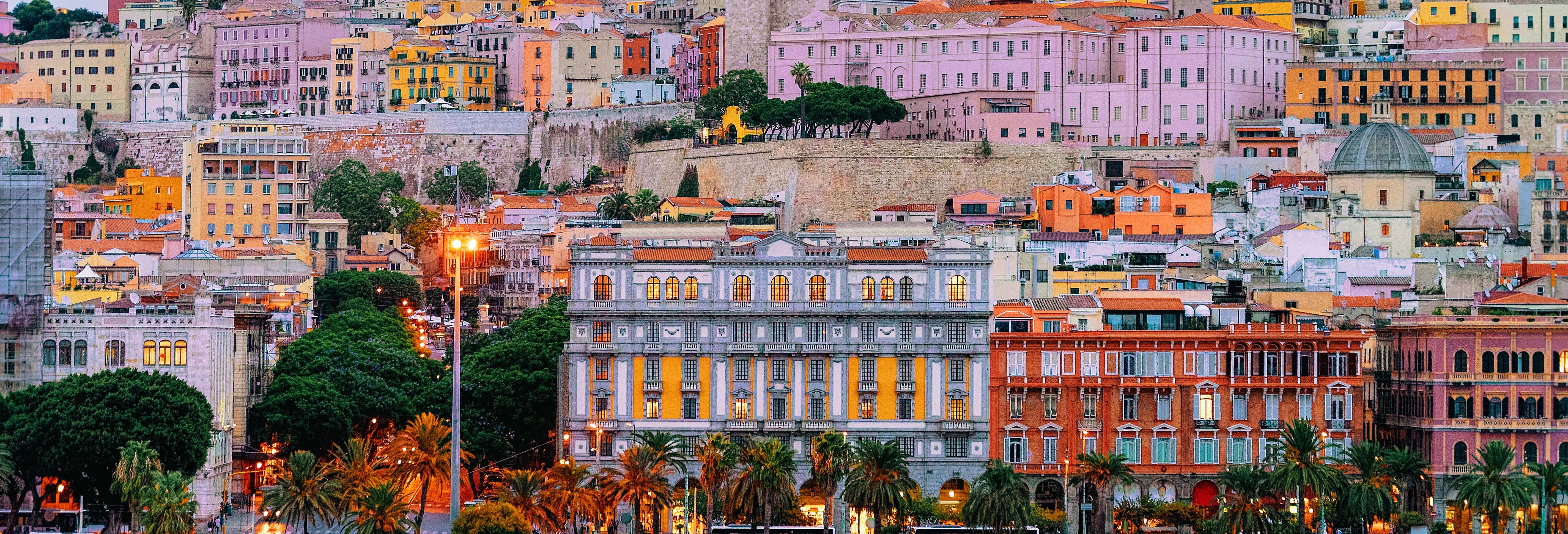 Giro in barca al tramonto con aperitivo