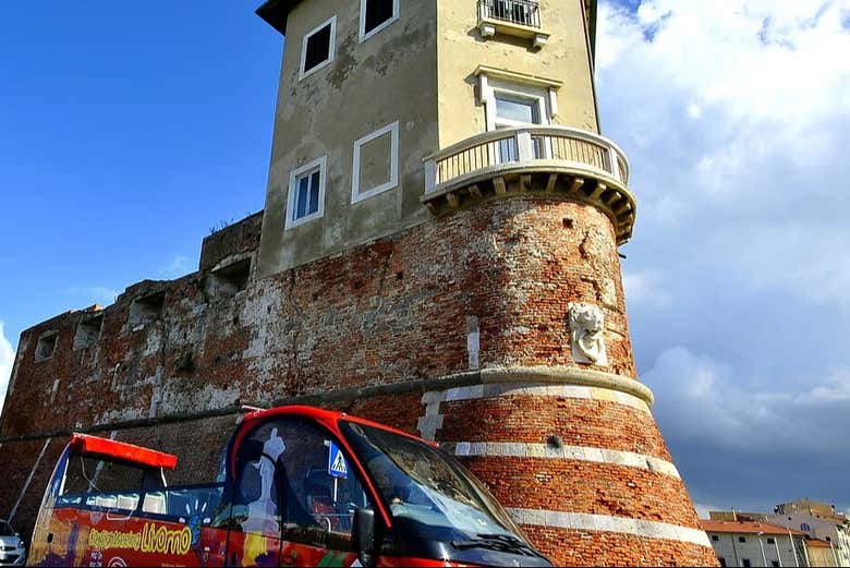 Livorno Tourist Bus + Transport to Pisa
