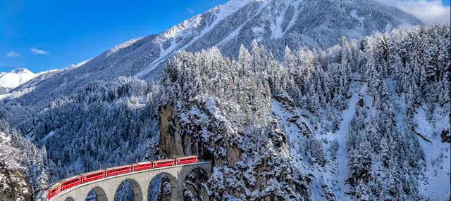 Alpi Svizzere e St. Moritz in treno