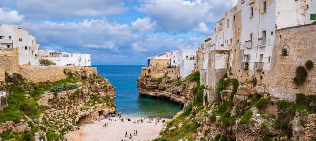 Tour delle grotte di Polignano a Mare in gozzo