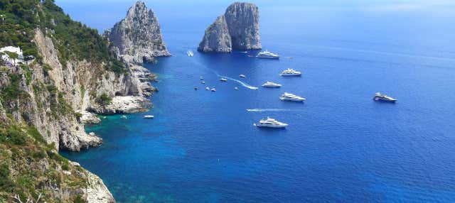 Traghetto tra Napoli e Capri