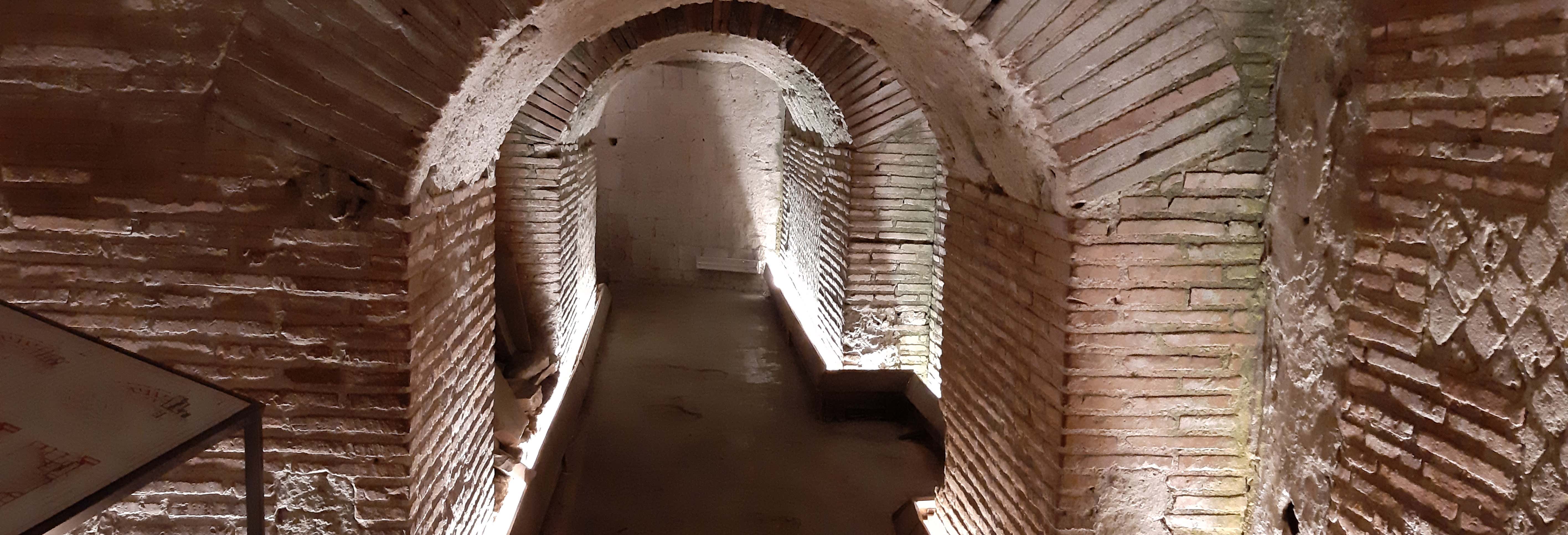 Underground Naples Tour at Piazza San Gaetano