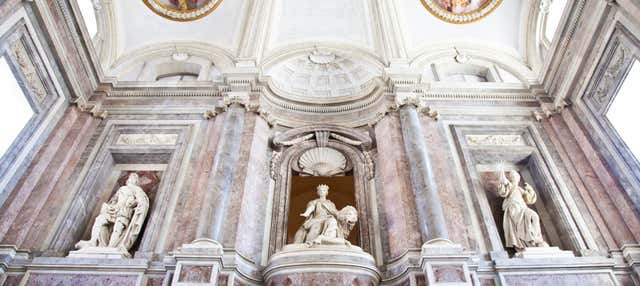Treno e biglietti per la Reggia di Caserta