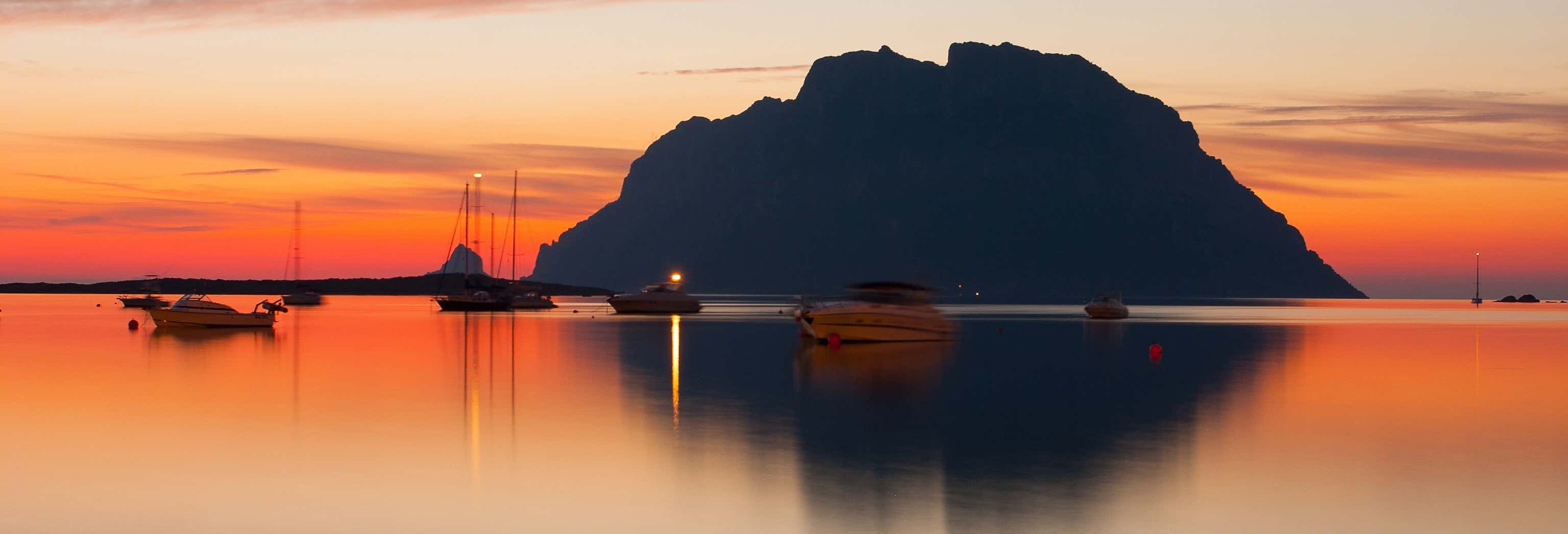 Aperitivo in barca al tramonto + cena