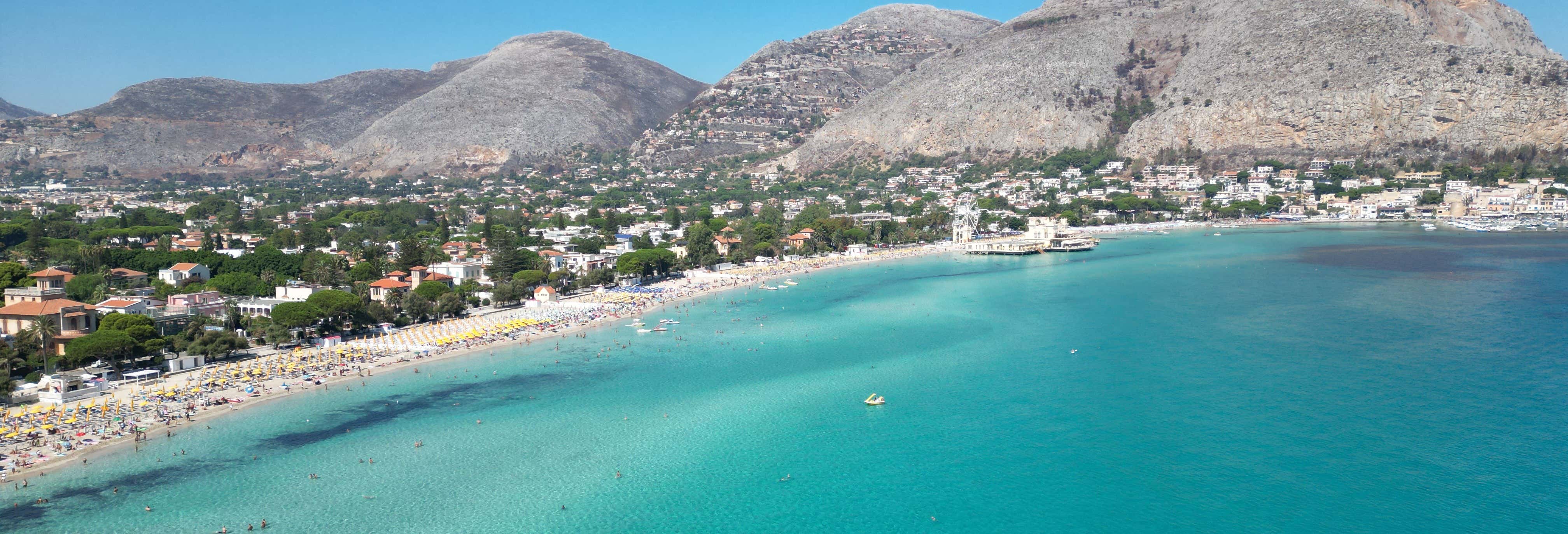 Giro in barca alla Grotta della Regina