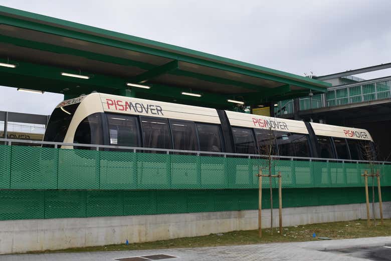 Pisa Airport Shuttle Service