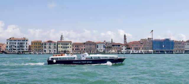 Traghetto fra Punta Sabbioni e Venezia