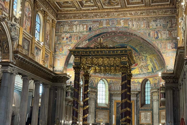 Visita a la Basílica de Santa María la Mayor con audioguía + Subida a la cúpula