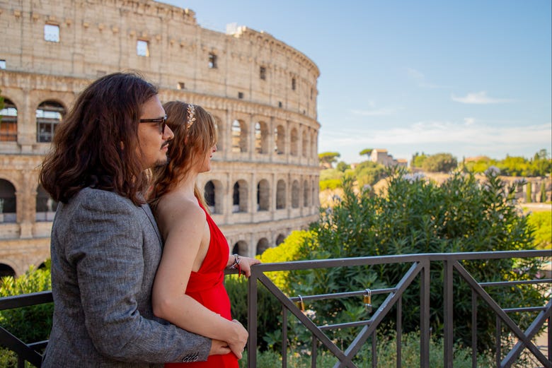 Sesión fotográfica privada en el exterior del Coliseo