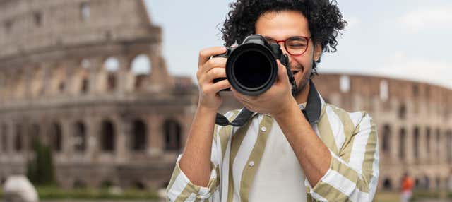 Servizio fotografico privato all'esterno del Colosseo