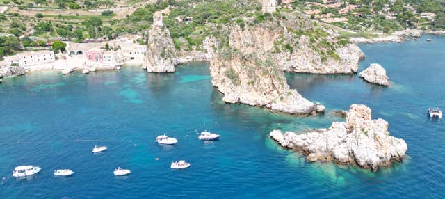 Escursione in barca alla Riserva dello Zingaro e ai Faraglioni di Scopello