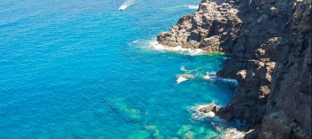 Giro in barca all'isola di San Pietro o Masua