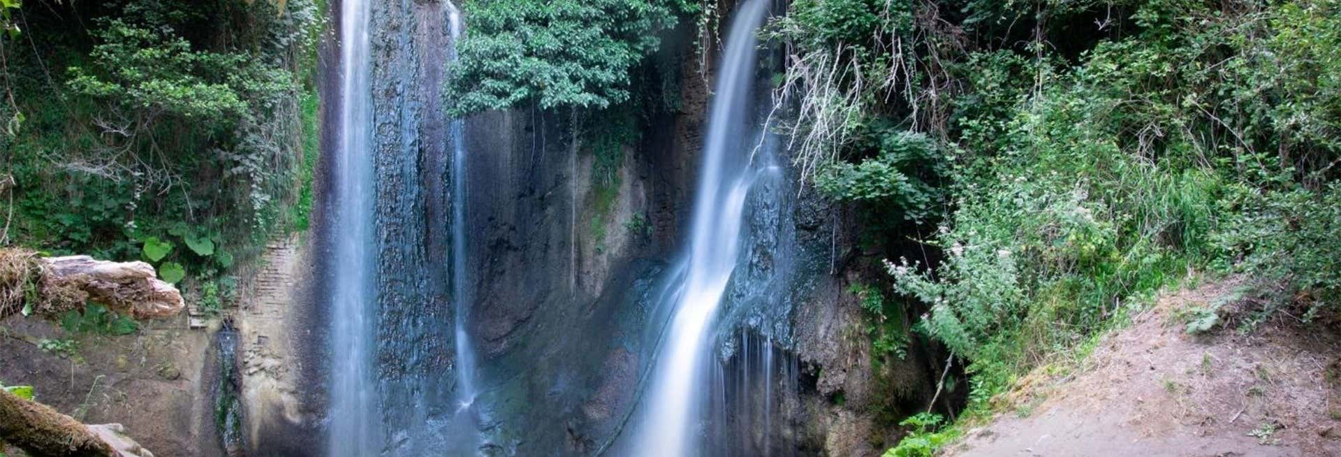 Sarnano Waterfalls Hiking Tour