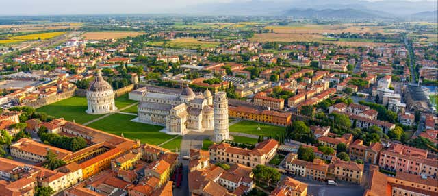 Escursione a Pisa e San Gimignano