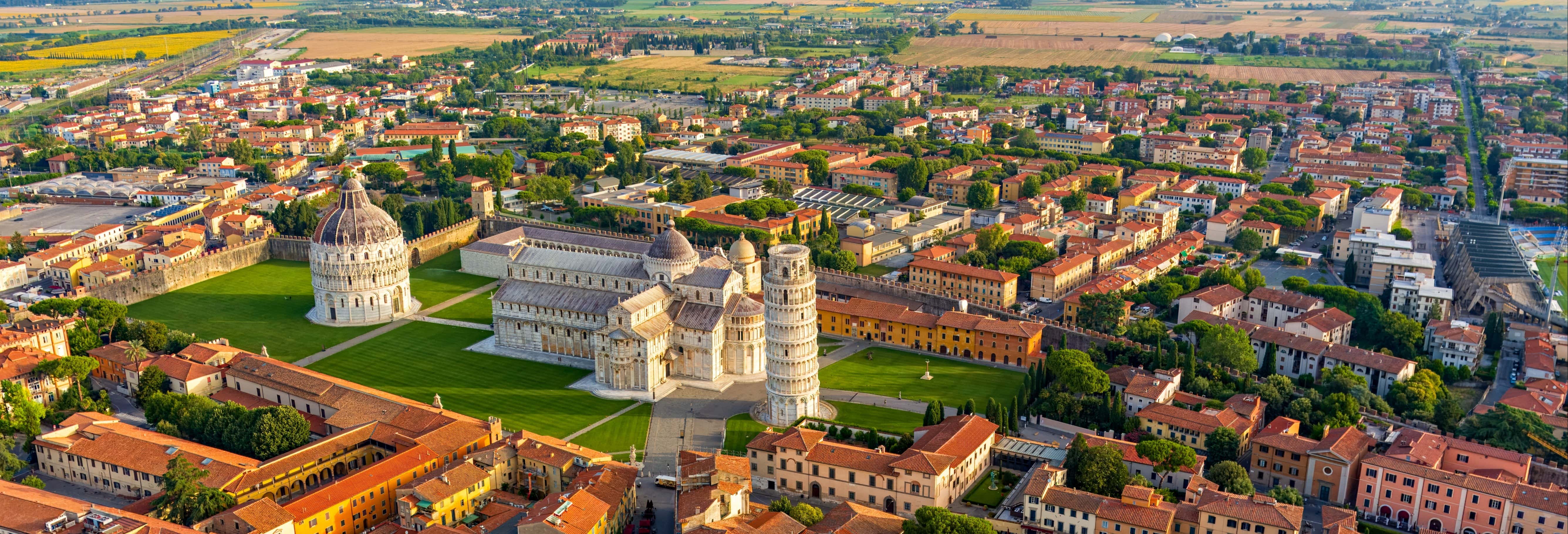 Escursione a Pisa e San Gimignano