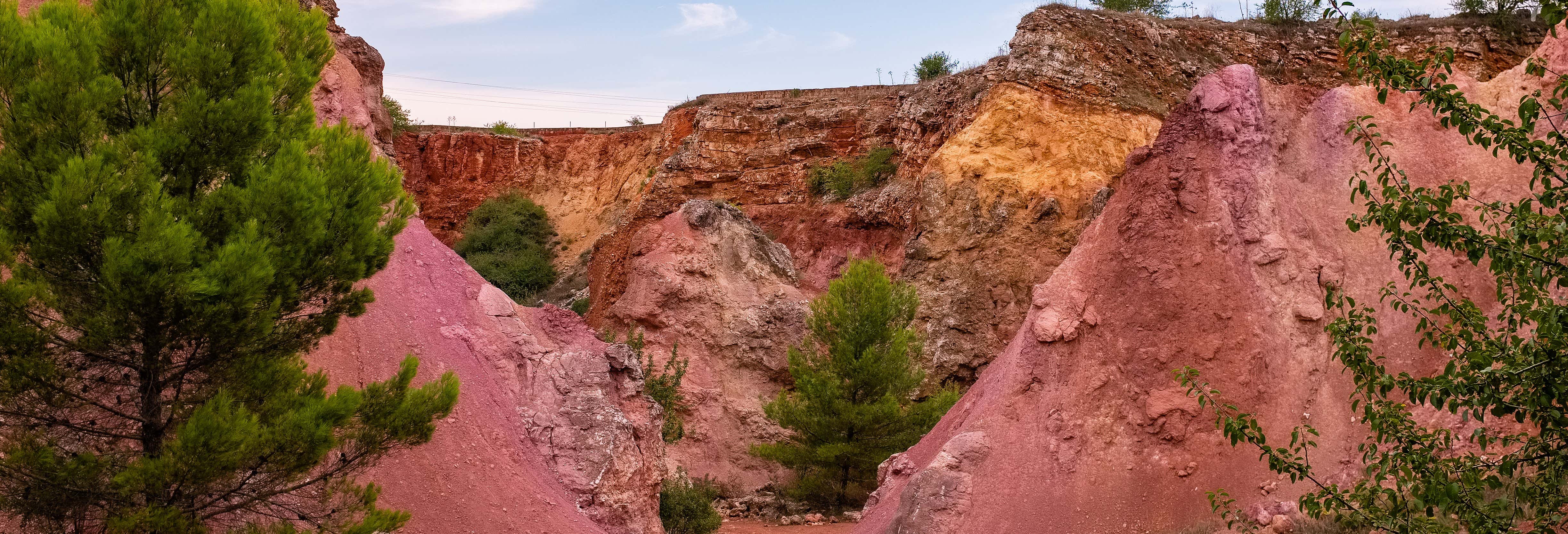 Hiking to the Bauxite Mines of Apulia