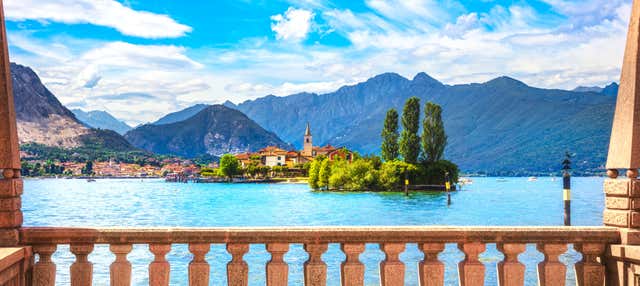 Barca turistica per Isola Bella e Isola dei Pescatori