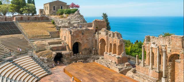 Tour por Taormina y Savoca