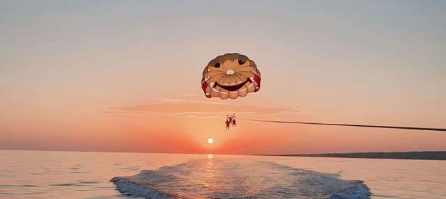 Parasailing en Torre Vado