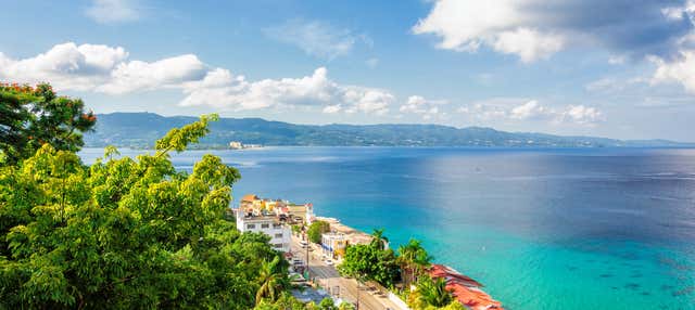 Parasailing a Montego Bay