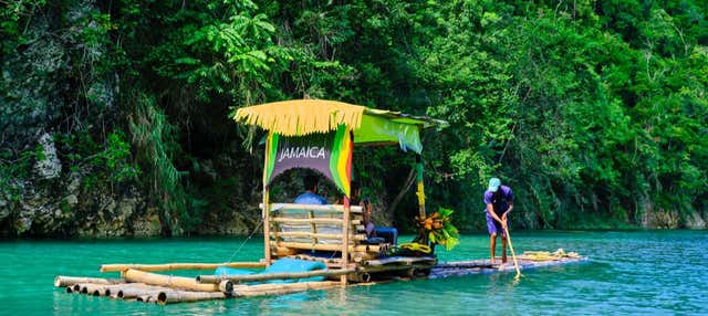 Giro in zattera di bambù sul Rio Nuevo