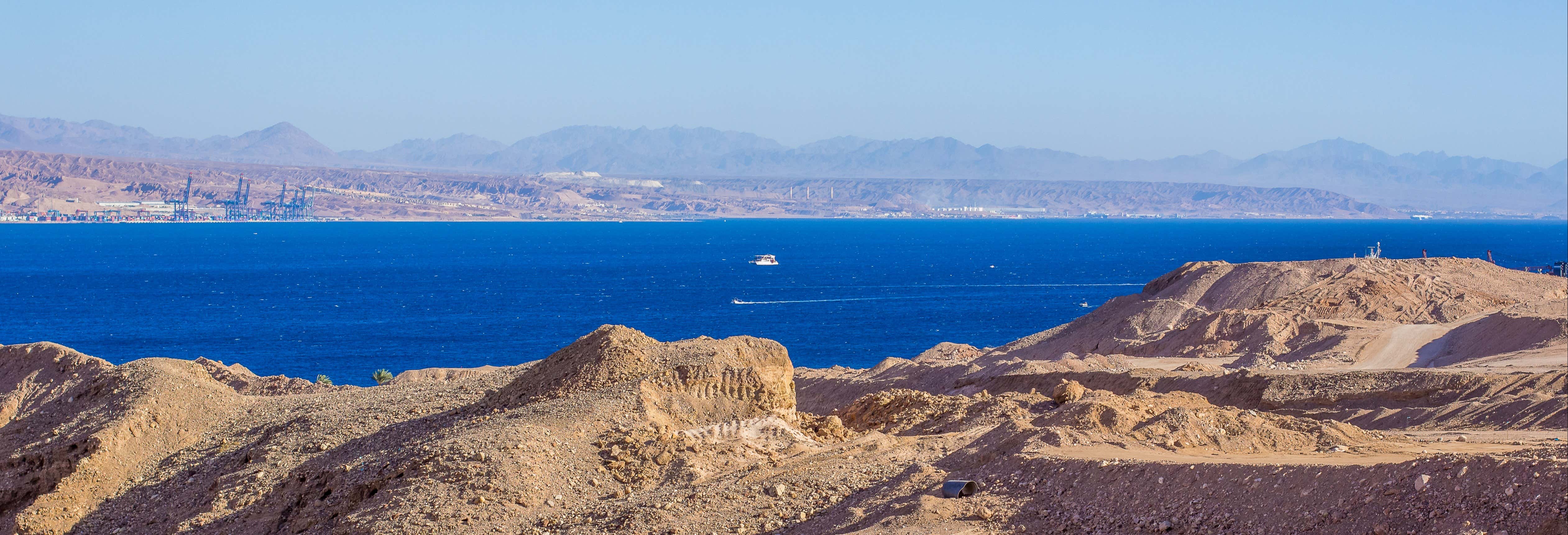 Cruise in the Gulf of Aqaba with Lunch