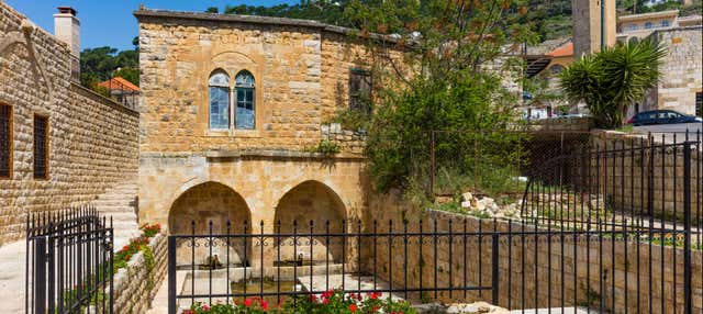 Escursione a Deir el Qamar e Beit ed-Dine + Visita di una cantina