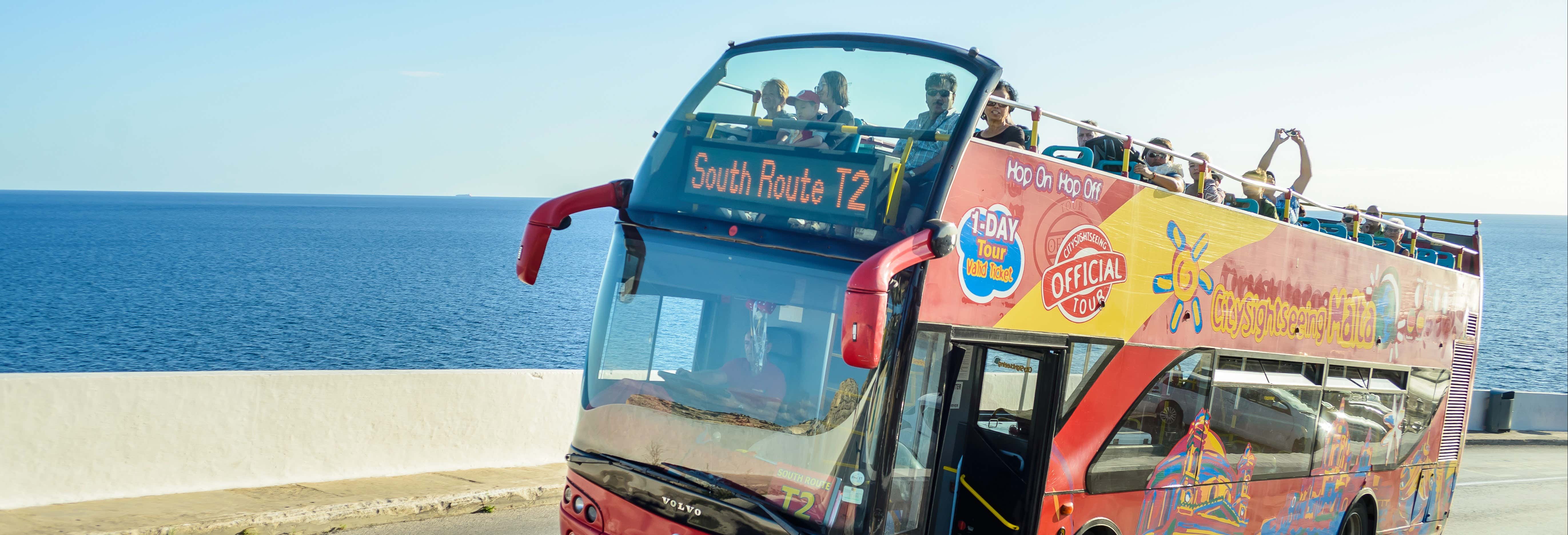 Autobus turistico di Malta